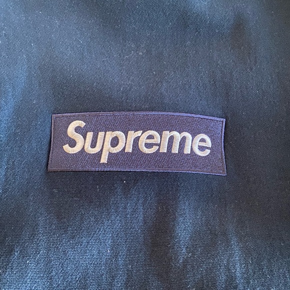 Supreme Box Logo Crewneck Navy/Navy FW18 Size M - Picture 3 of 5